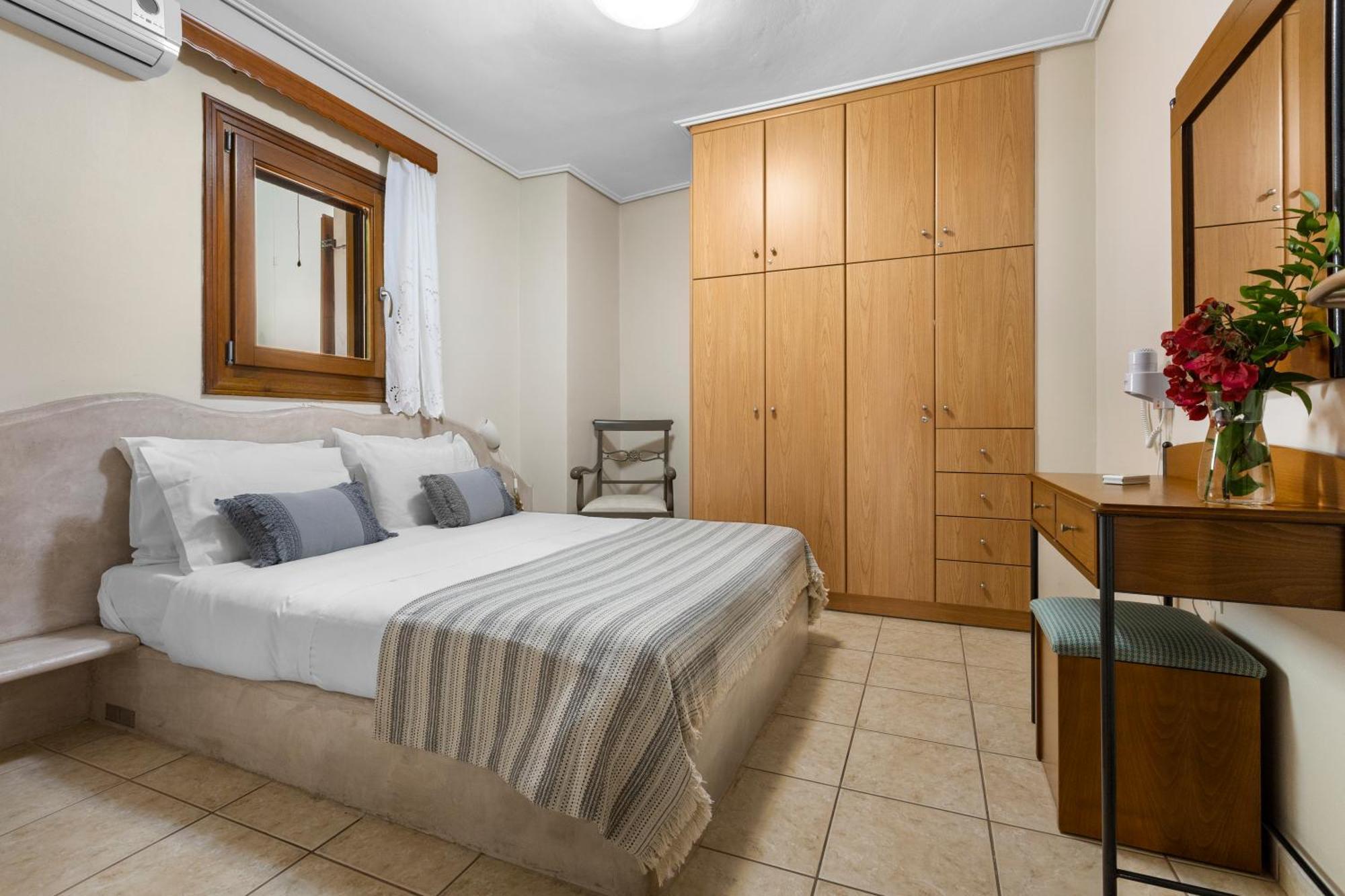 Spetses Center Comfy Apartment Spétses Exterior foto