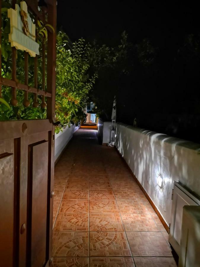 Spetses Center Comfy Apartment Spétses Exterior foto